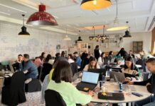 Pablo Moscoloni y Allzone: Innovación y Liderazgo Inclusivo en el E-commerce Español Pablo Moscoloni y Allzone: liderazgo inclusivo e innovación en el e-commerce español