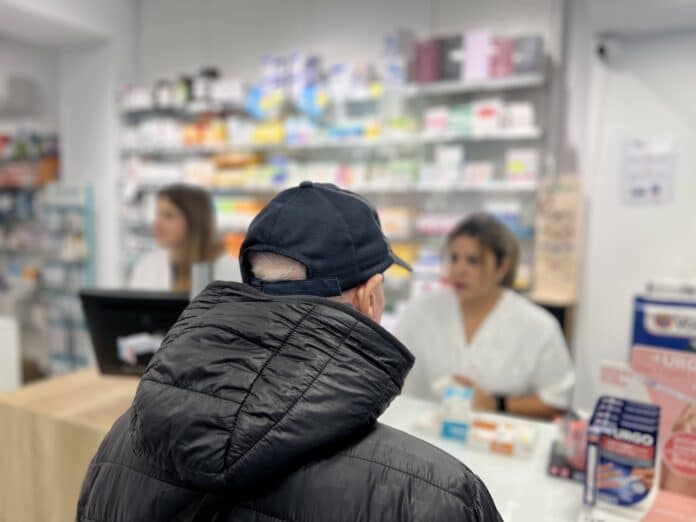 Primer Año de la Red de Farmacias Centinela en Euskadi: La Red de Farmacias Centinela de Euskadi ha detectado en su primer año de funcionamiento 356 casos de posibles reacciones adversas a medicamentos