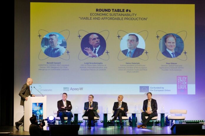 Provacuno y Apaq-W: Compromiso del Sector Agropecuario con la Neutralidad Provacuno y Apaq-W muestran el compromiso del sector con el objetivo Carbono Neutral 2050 en Bruselas