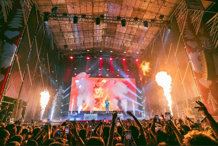 Alicante se Consolida como Epicentro de la Música Urbana con Alicante vuelve a convertirse en epicentro de la música urbana con la segunda edición del festival Costa Sonora