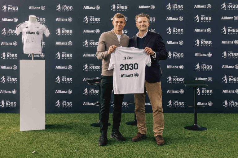 Allianz y Toni Kroos Academy firman una alianza para impulsar el talento futbolístico entre niños y jóvenes
