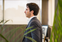 Blockbuster: Riesgos de No Innovar Según Reinaldo Ramos D’Agostino Reinaldo Ramos D?Agostino analiza el caso Blockbuster y los riesgos de no innovar