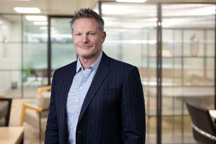 Caldwell amplía sus capacidades globales en finanzas y bienes raíces con Ben Sturnham como nuevo socio