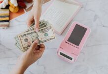 Crediator: El Buscador de Préstamos que Empodera al Consumidor Crediator: el buscador de préstamos que pone el poder en manos del consumidor