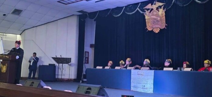 El Creador del Método Arcón Recibe Nuevamente el Título de El creador del Método Arcón es investido nuevamente Doctor Honoris Causa