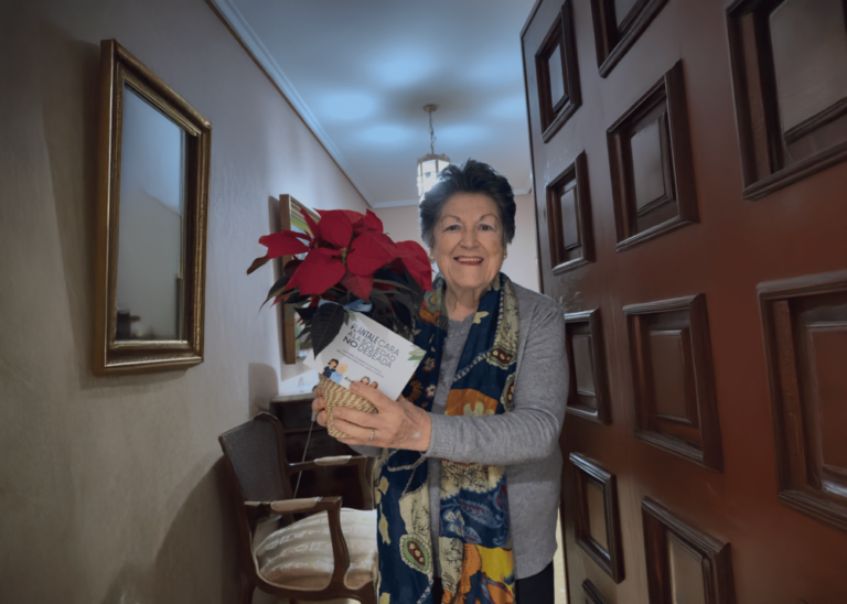 Aiudo transforma la soledad no deseada en compañía con un gesto navideño