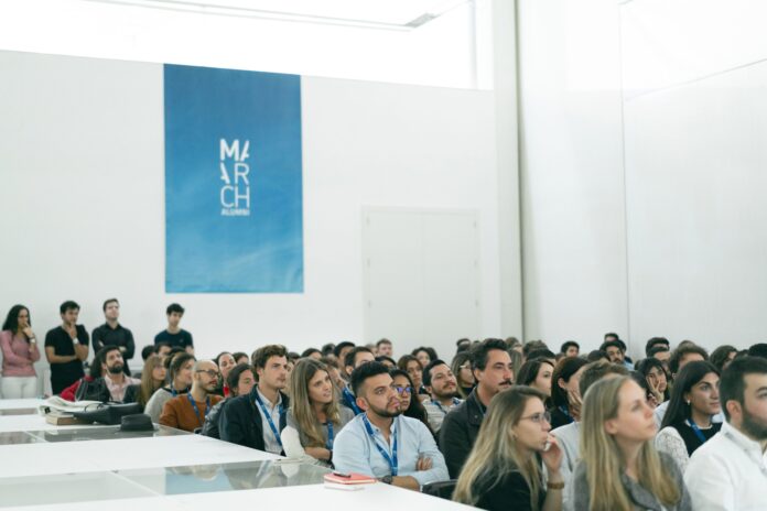 España: Modelo Global en Formación de Arquitectura y Diseño España como potencia en formación de arquitectura y diseño con modelos educativos exportables al mundo