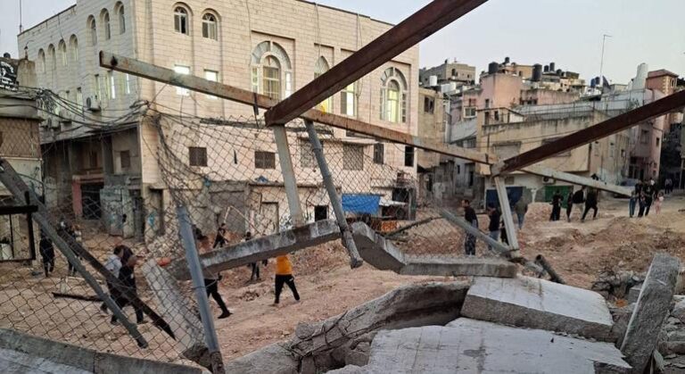 Israel continúa la demolición de hogares y la destrucción de un campo de refugiados palestinos en Cisjordania