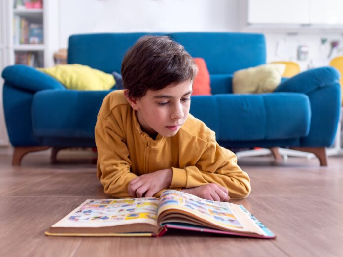 Kumon Lectura: Fomento de la Comprensión Lectora y el Talento Kumon Lectura impulsa la comprensión lectora y el talento infantil a través del hábito lector
