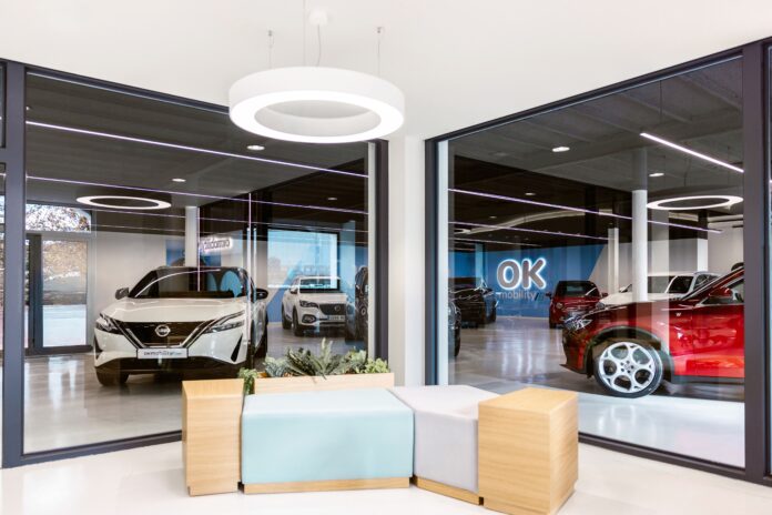 OK Mobility Expande Su Red De 'The Showroom' Con Nueva OK Mobility amplía su red de ‘The Showroom’ con una nueva apertura en OK Village