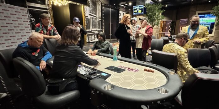 Torneo de Póker EFF en DEF CON 33: Diversión y 2025 EFF Poker Tournament