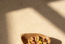 Tres Razones para Incluir Pistachos de California en tu Mesa Navideña American Pistachio Growers comparte tres razones para incluir pistachos de California en la mesa navideña