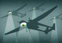 Baton Rouge Adquiere un Drone de Vigilancia Militar Directo Several spying drones with eyeballs