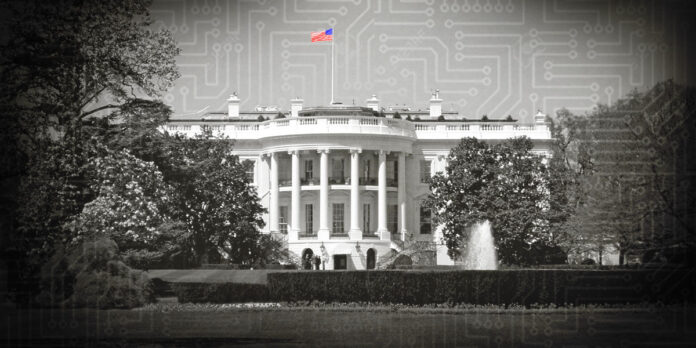Cuidado: El Gobierno Utiliza Manipulación de Imágenes para la Propaganda A black and white image of the White House.