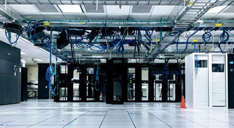 ¿Pueden los humanos competir con las máquinas y seguir siendo relevantes en la era de la inteligencia artificial?