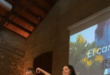 Emprendimiento Global: 4.314 Innovadores Capacitados a través de un Modelo de Saber y Humanidad Una incubadora global: 4.314 emprendedores formados con un modelo que une saber y humanidad