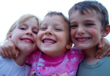 Herbalife Family Foundation Dona Más de 1.3 Millones de Dólares a 30 Organizaciones Sin Ánimo de Lucro en Europa y África Herbalife Family Foundation dona más de 1.3 millones de dólares a 30 organizaciones sin ánimo de lucro en Europa y África