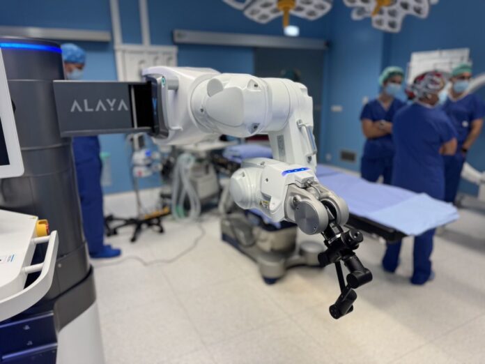 Policlínica Gipuzkoa se sitúa a la vanguardia en neurocirugía con la incorporación de un nuevo robot quirúrgico