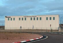 Tecnyvan Comienza la Producción en Su Nueva Fábrica de Cubiertas para Piscinas en Salamanca Tecnyvan inicia producción en su nueva fábrica de cubiertas para piscinas en Salamanca