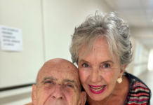 Amor en la Residencia: Consejos de Parejas para una Relación Duradera Parejas que siguen su amor en la residencia: sus consejos para una relación duradera