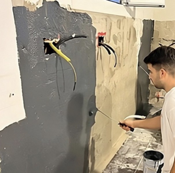 Eagle Waterproofing bloquea la humedad de una vivienda modernista de 1929 con su tecnología UltraDry®