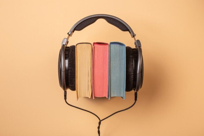 El 85% de los Españoles Combinan la Lectura con Audiolibros, El 85 % de los españoles combina la lectura con la escucha de audiolibros, según un estudio de Audible