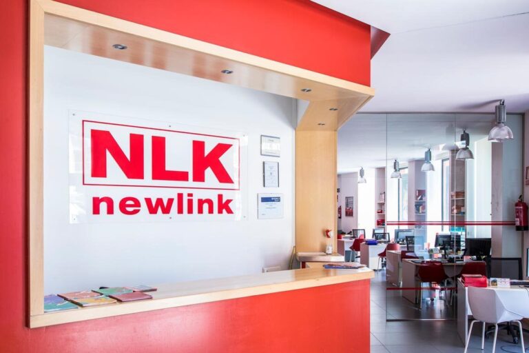 Newlink Education lanza tres programas online para combatir el abandono universitario desde la ESO