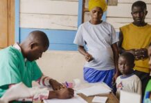 Inversión de 1000 Millones de Dólares en Salud: Un Llamado de la OMS para Prevenir Crisis y Promover la Paz La OMS pide invertir 1000 millones de dólares en salud para evitar crisis y garantizar la paz