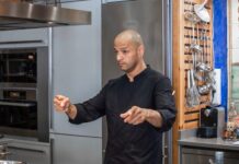 Jaime Monzón: El Chef a Domicilio que Rompe Corazones en San Valentín Jaime Monzón, chef a domicilio por San Valentín