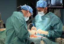 La Planificación: Clave en la Cirugía de Columna Según el Dr. Nicolás Samprón Dr. Nicolás Samprón, jefe del servicio de Neurocirugía de Policlínica Gipuzkoa: "La planificación es la parte más importante de la cirugía de columna"