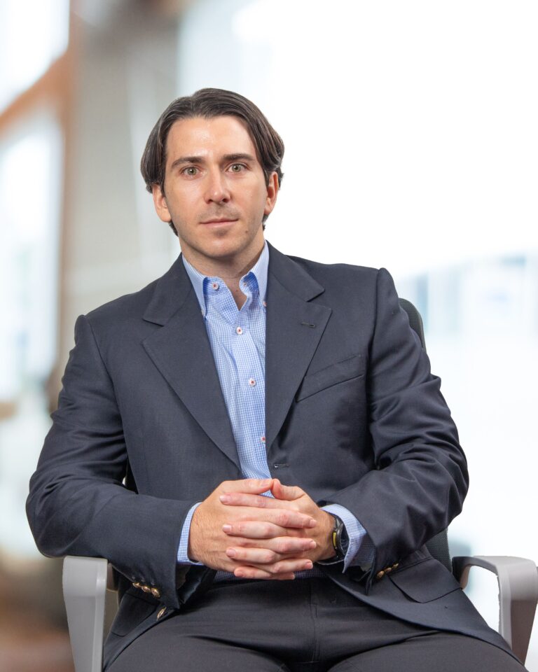 El Impacto del Contexto Macroeconómico en las Decisiones de Inversión según Reinaldo Ramos D’Agostino