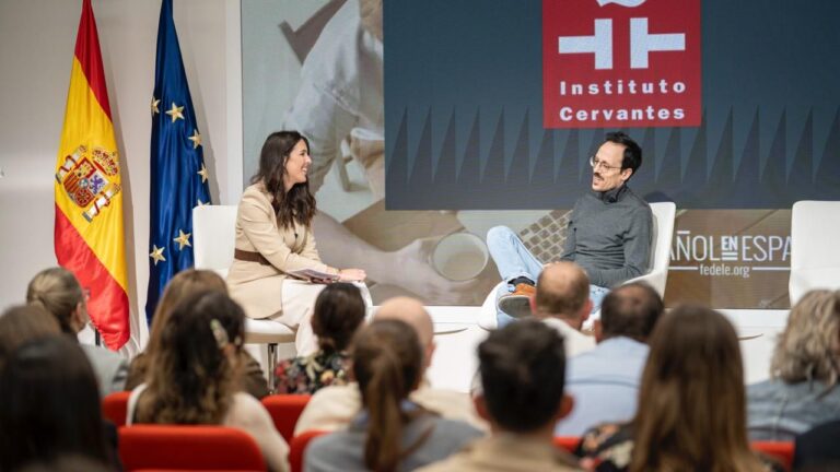 El sector de la enseñanza de español para extranjeros en España alcanza en 2025 su récord de estudiantes