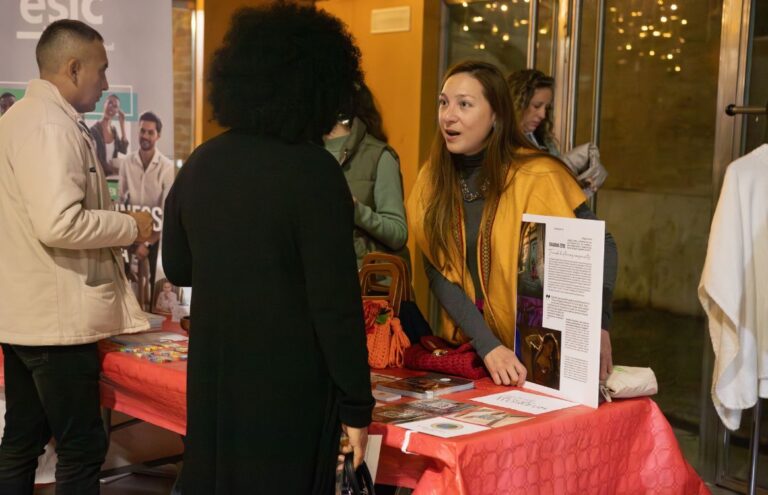 Empoderamiento Femenino: Una Incubadora en Valencia Apoya a Mujeres Migrantes en la Creación de sus Medios de Vida