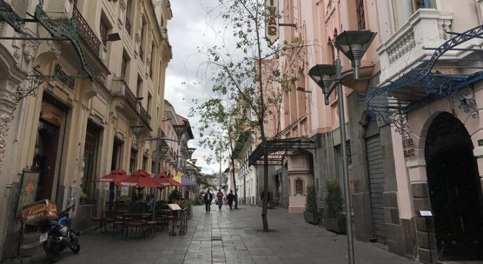 Expertos Subrayan Ante el Tribunal Constitucional de Perú la Imprescriptibilidad Expertos recuerdan al Tribunal Constitucional de Perú que los crímenes de lesa humanidad no caducan