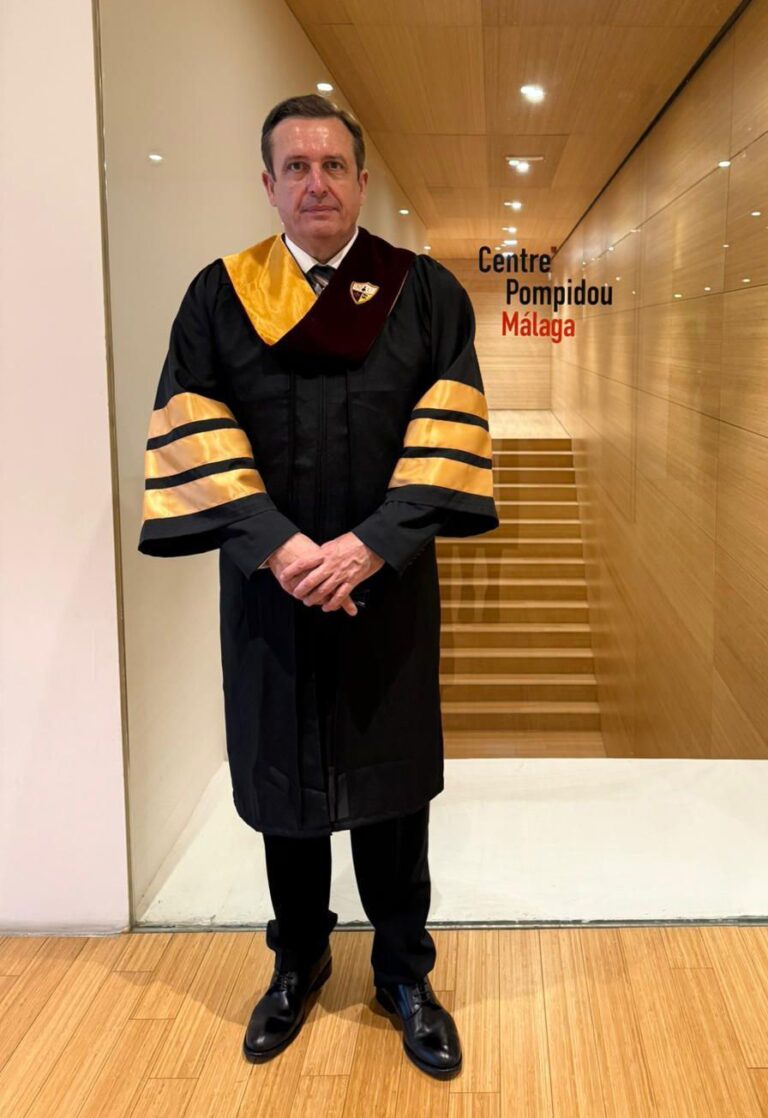 Ignacio Campoy Recibe el Doctorado Honoris Causa de la Northern International University