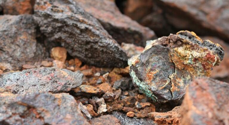 Los minerales críticos: el oro del siglo XXI que alimenta guerras y esperanzas