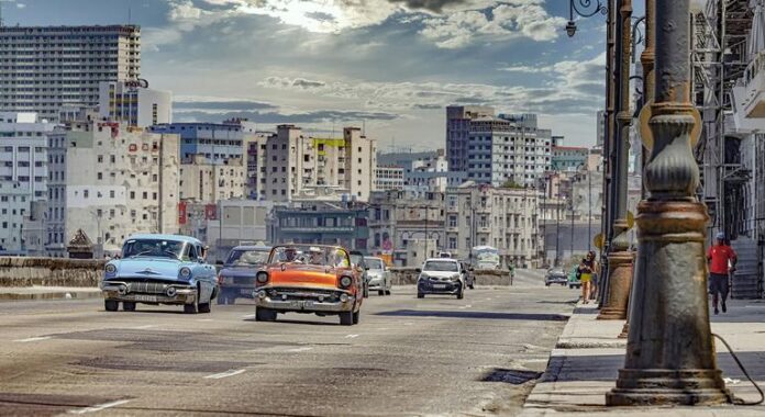 Presiones Humanitarias en Aumento en Cuba en Medio de la Aumentan las presiones humanitarias en Cuba mientras persiste la crisis energética
