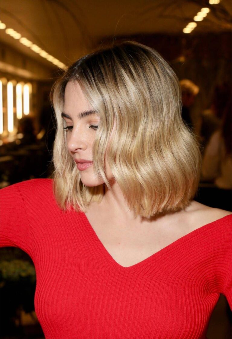 Andrea Duro confía en Arkhé Cosmetics para preparar su melena en los Goya 2026