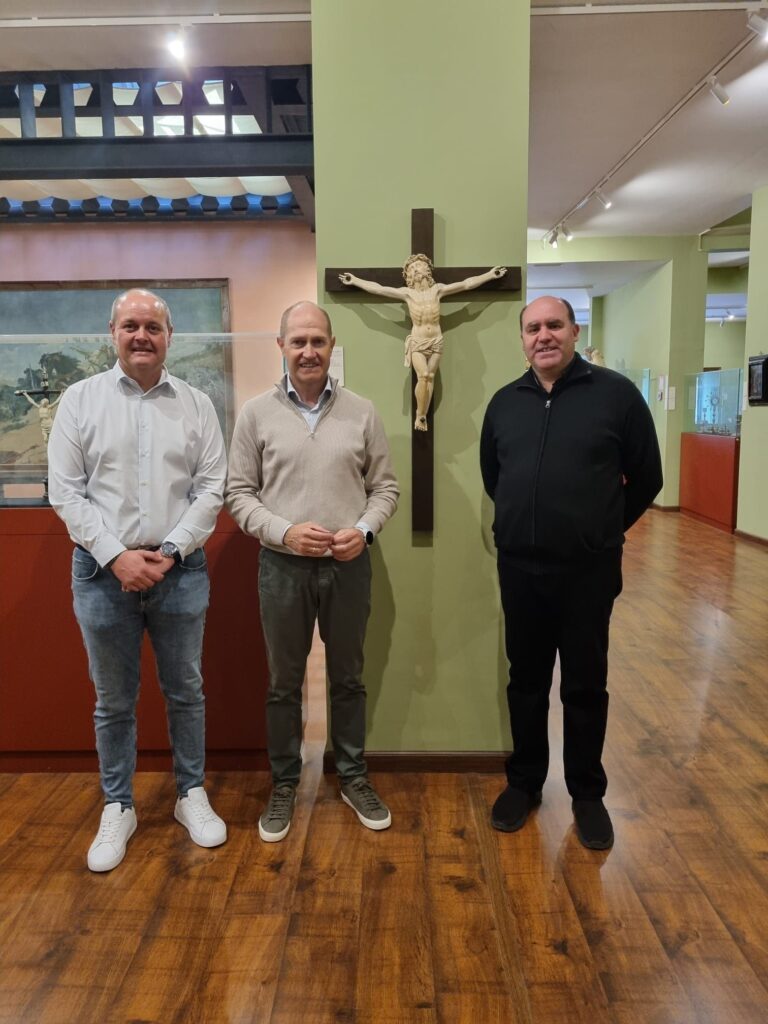 El Encuentro en La Anunciación del Retablo de Pareja