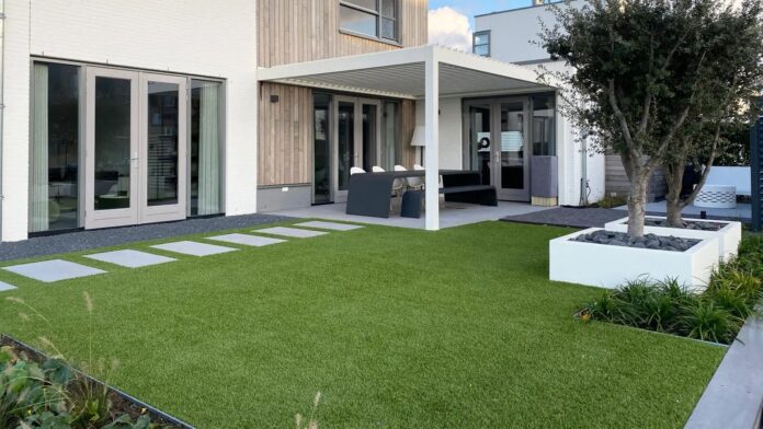 Guía Práctica Para Elegir Instaladores de Césped Artificial en Madrid: Cómo elegir instaladores de césped artificial en Madrid según la zona y el uso del espacio