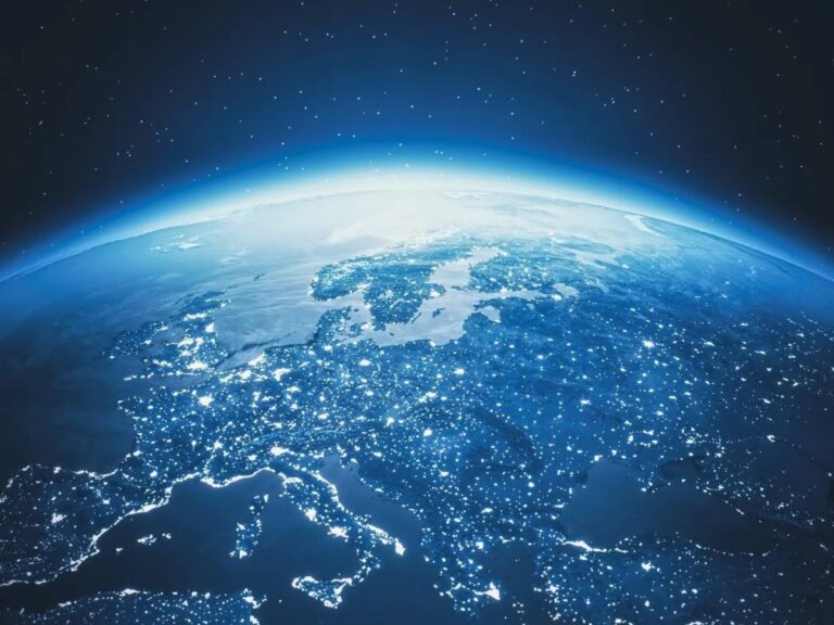 La Agencia Espacial Europea Elige a Atos para Seleccionar Doce Proveedores del Gemelo Digital de la Tierra