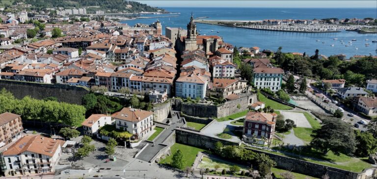 Delicias Medievales: Un Viaje de Sabores por la Hondarribia Antañona