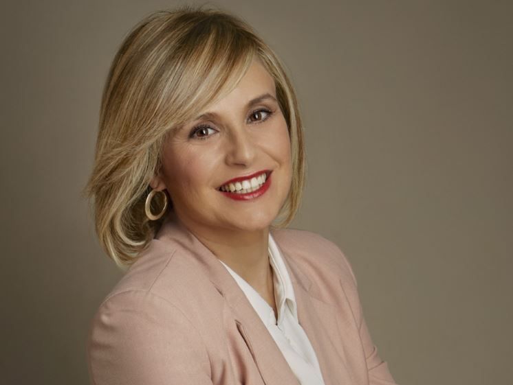 María Cuevas Honrada en los Premios Grandes Talentos 2026