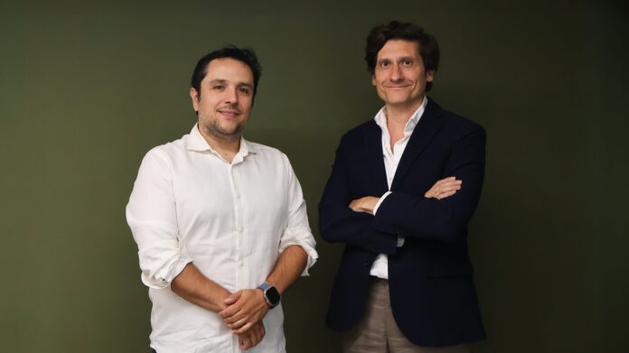 Prudencia.ai Supera los 10.000 Usuarios y Conquista el Liderazgo en Prudencia.ai supera los 10.000 usuarios y lidera el crecimiento de la IA jurídica en 2026