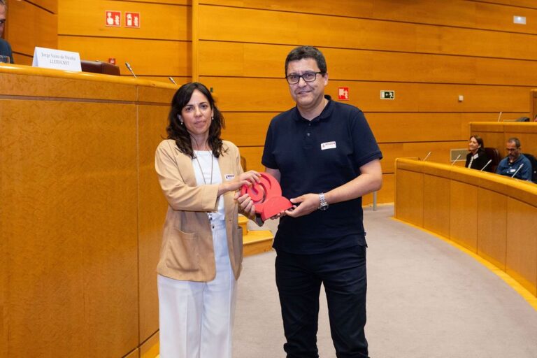 Zoca.es Reconocido en el Senado con el Premio de Internet por su Innovación en Transformación Digital