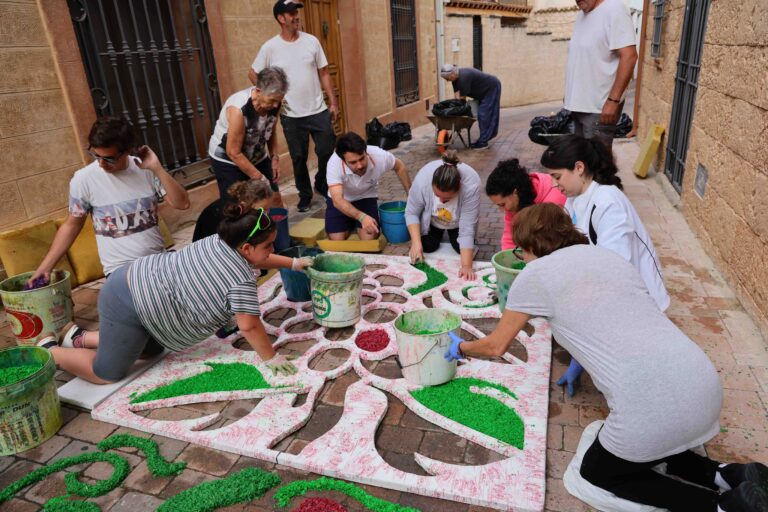 Almonacid: La Lluvia No Detiene su Arte Efímero