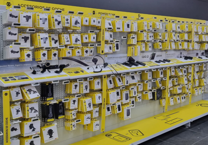 Baseus Expande Su Presencia en MediaMarkt con Nuevos Espacios en Baseus amplía su presencia en MediaMarkt con nuevos espacios en toda España