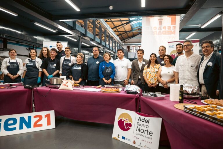 Catorce Productores Agroalimentarios de la Sierra Norte se Reúnen en el Mercado de Abastos de Guadalajara en una Jornada Especial