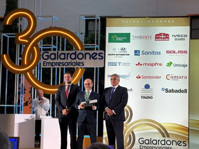 Emcesa Brilla en los Galardones FEDETO por su Excelencia Empresarial Emcesa, reconocida por su excelencia empresarial en los Galardones FEDETO
