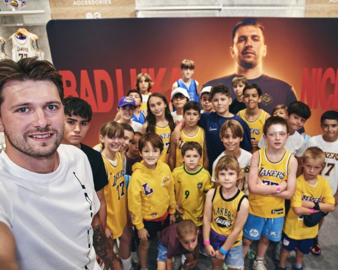 Luka Dončić Revoluciona Madrid en Jornadas Memorables con Basketball Emotion Luka Dončić revoluciona Madrid en dos jornadas históricas junto a Basketball Emotion y Jordan Brand